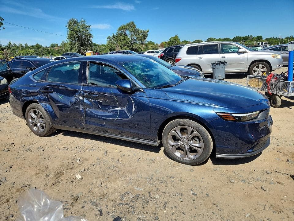 2024 HONDA ACCORD EX 4