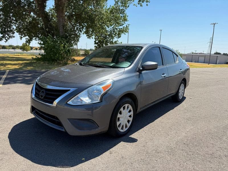 2019 NISSAN VERSA SV 2