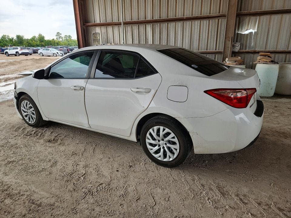 2018 TOYOTA COROLLA LE 2