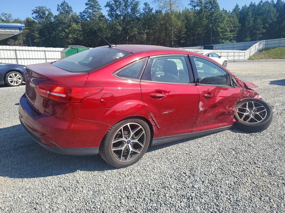2017 FORD FOCUS SEL 3