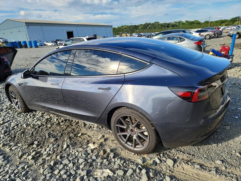 2023 TESLA MODEL 3 2