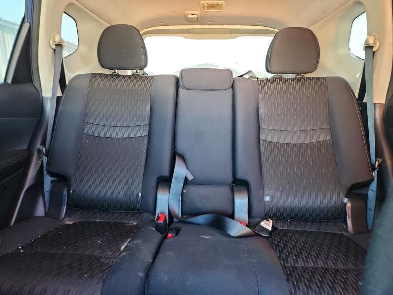 2018 NISSAN ROGUE S 10