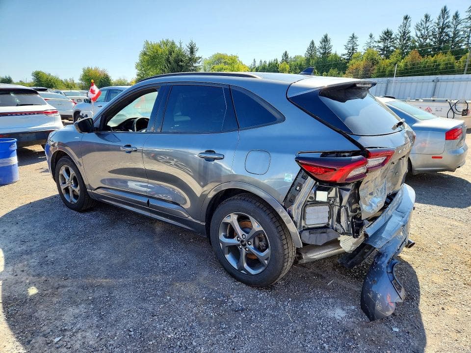 2024 FORD ESCAPE ST LINE 2