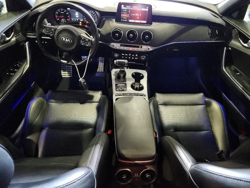 2020 KIA STINGER GT1 8