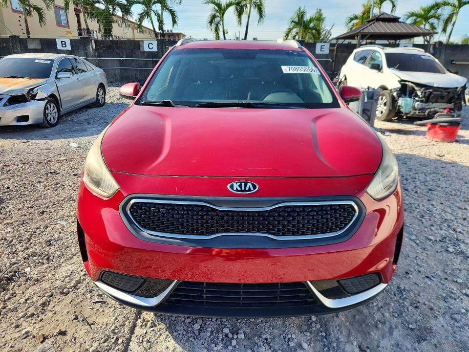 2017 KIA NIRO LX 5