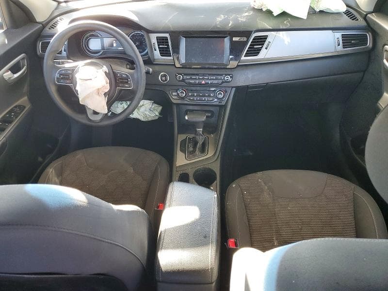 2019 KIA NIRO LX 8