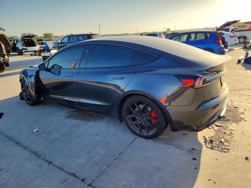 2024 TESLA MODEL 3 2