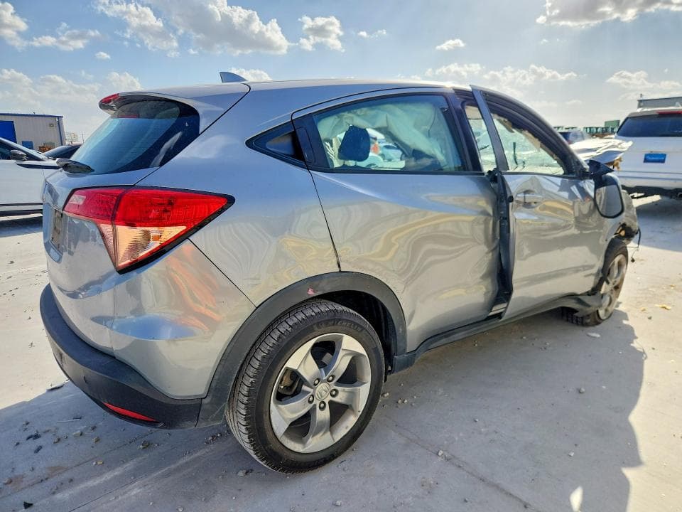 2018 HONDA HR-V LX 3