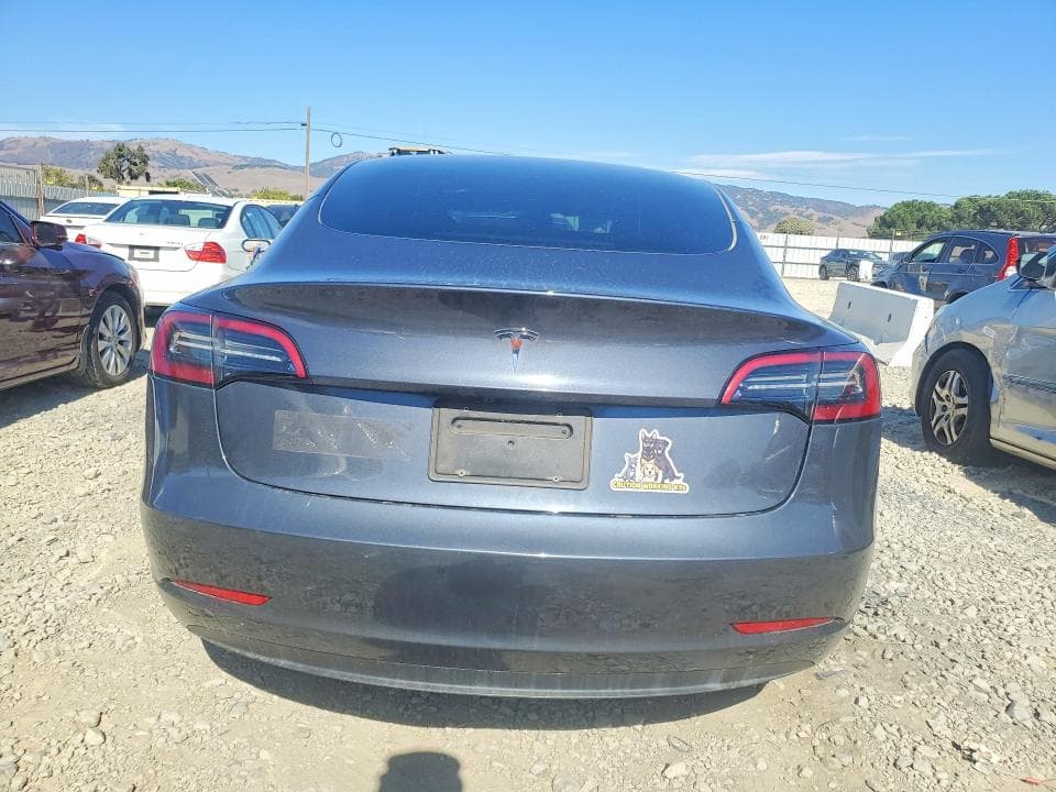 2023 TESLA MODEL 3 6