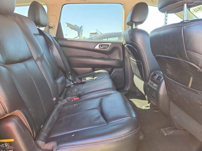 2017 NISSAN PATHFINDER SL 11