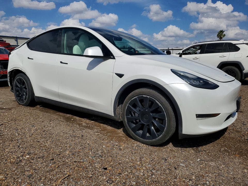 2021 TESLA MODEL Y 4