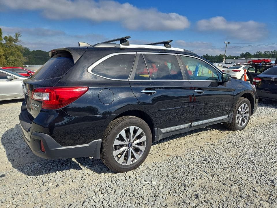 2018 SUBARU OUTBACK TOURING 3