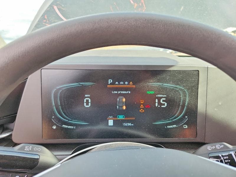 2024 KIA NIRO LX 9