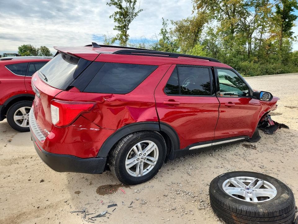 2021 FORD EXPLORER XLT 3