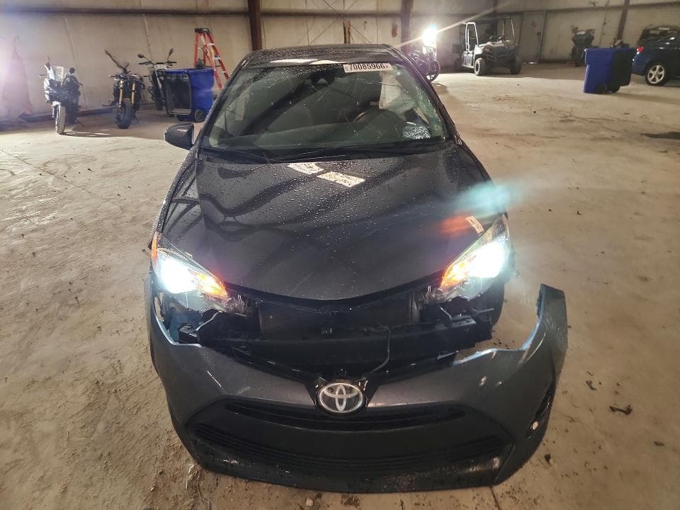2017 TOYOTA COROLLA LE 5