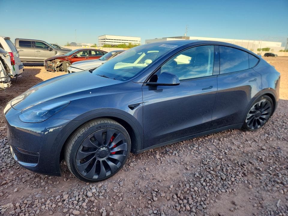 2023 TESLA MODEL Y