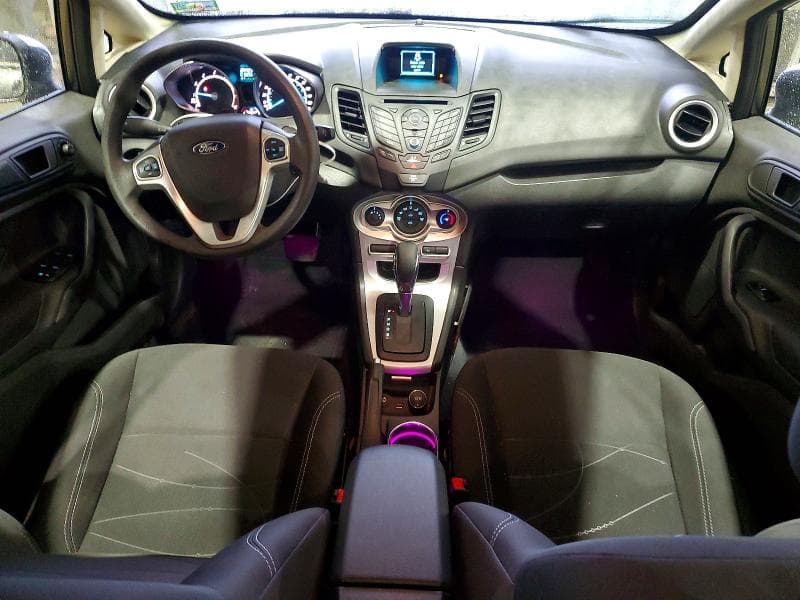 2017 FORD FIESTA SE 8