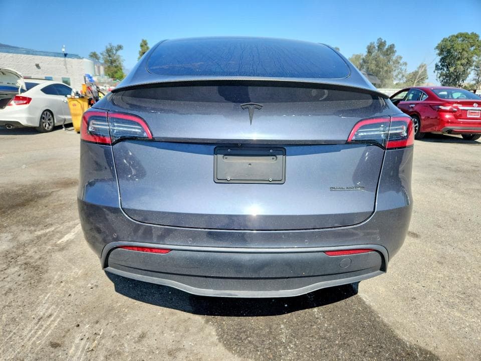 2022 TESLA MODEL Y 6