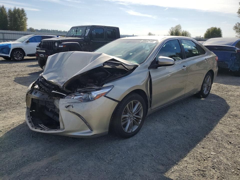 2017 TOYOTA CAMRY SE - 1