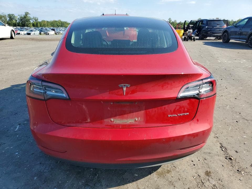 2018 TESLA MODEL 3 6