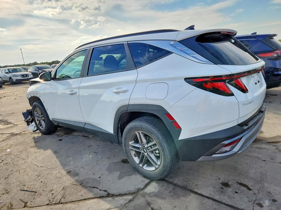 2026 HYUNDAI TUCSON SEL 2