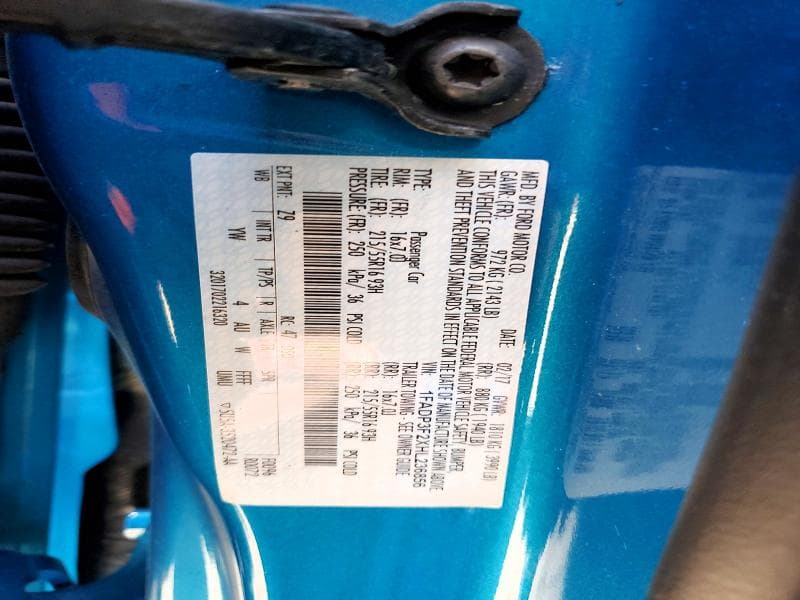 2017 FORD FOCUS SE 12