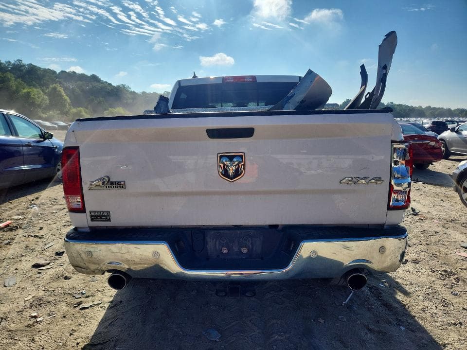 2019 RAM 1500 CLASSIC SLT 6