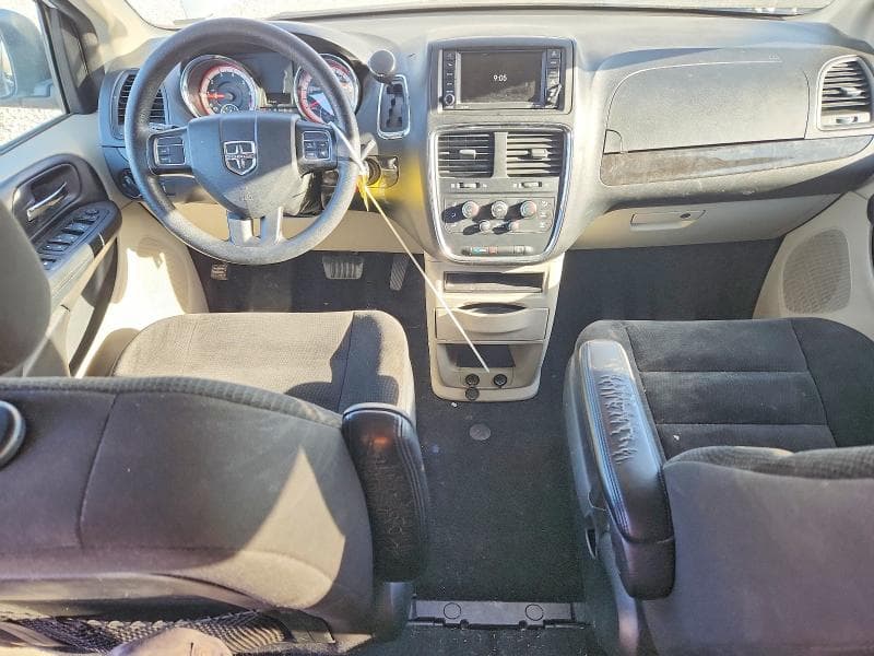 2017 DODGE GRAND CARAVAN SE 8