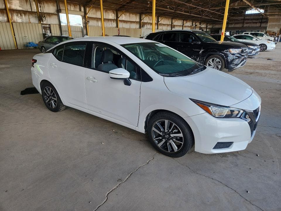 2021 NISSAN VERSA SV 4