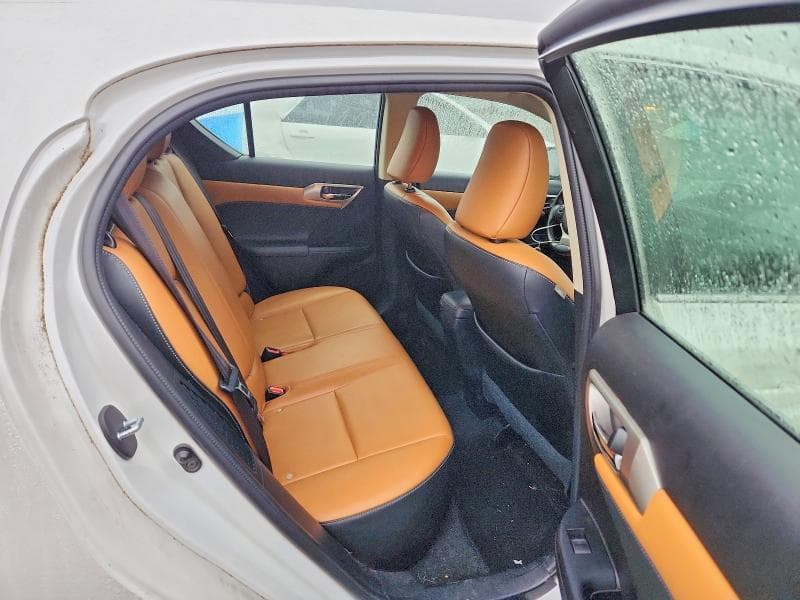 2017 LEXUS CT 200 10