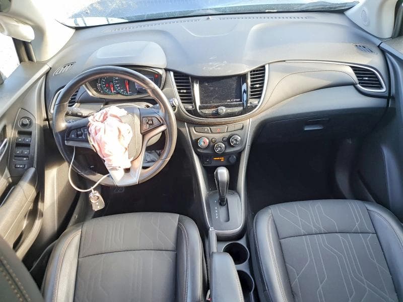 2020 CHEVROLET TRAX 1LT 8