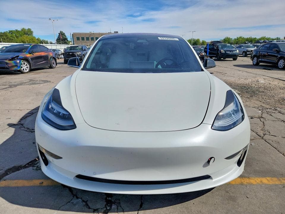 2018 TESLA MODEL 3 5