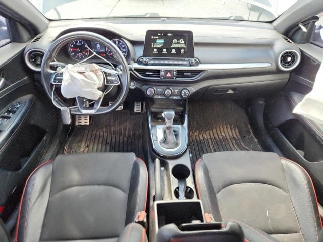 2021 KIA FORTE GT 8