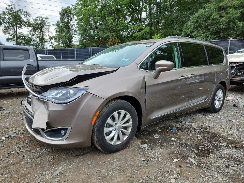2017 CHRYSLER PACIFICA TOURING L - 1