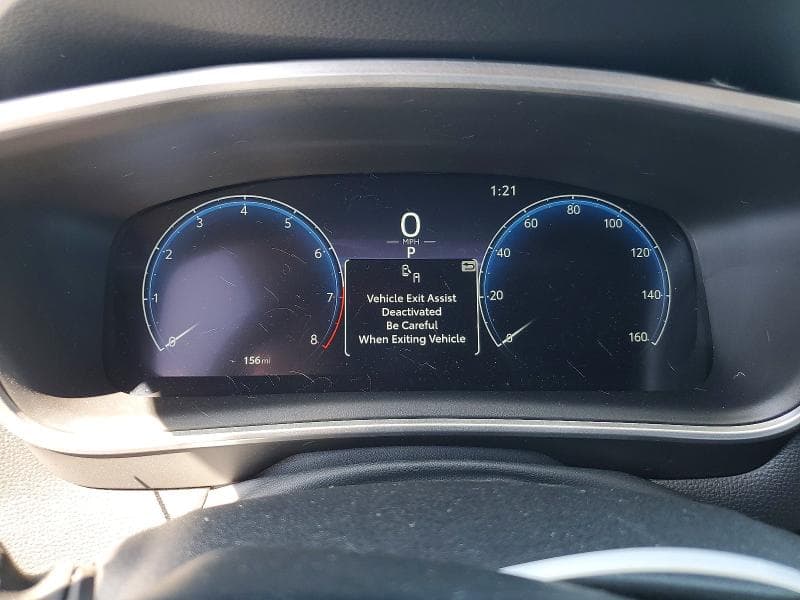 2026 TOYOTA COROLLA CROSS XLE 9
