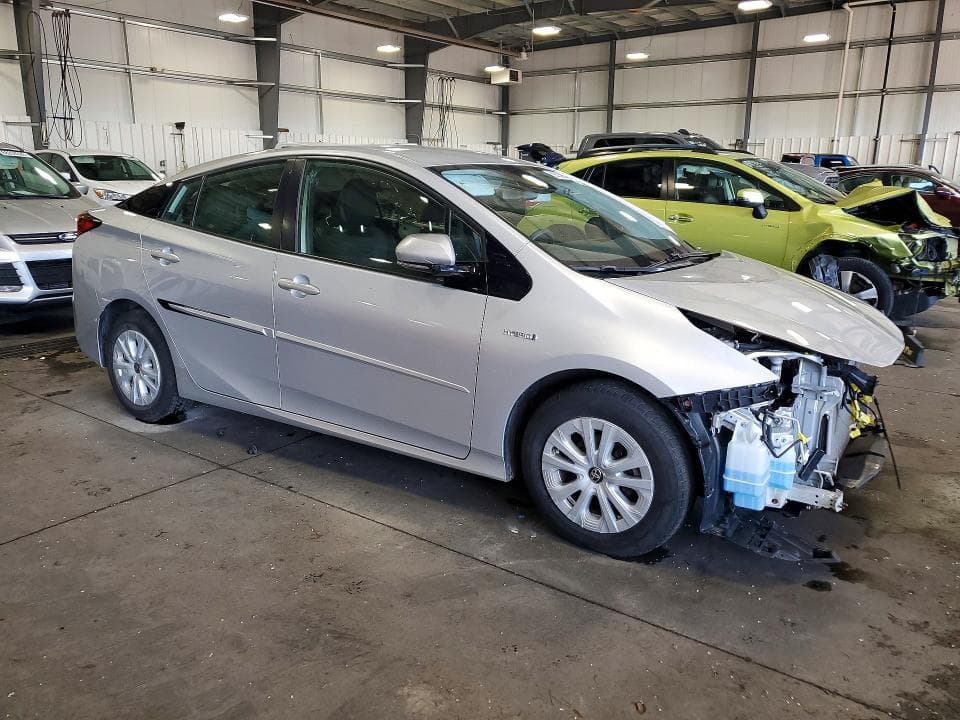 2019 TOYOTA PRIUS LE 4