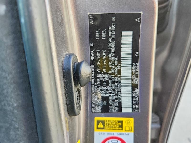 2017 TOYOTA HIGHLANDER XLE 13