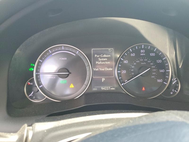 2017 LEXUS ES 300H 9