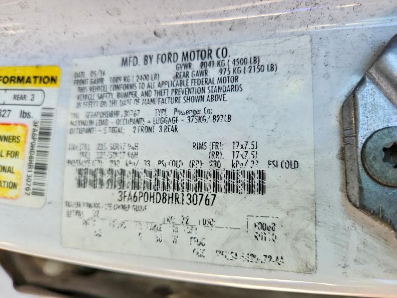 2017 FORD FUSION SE 12