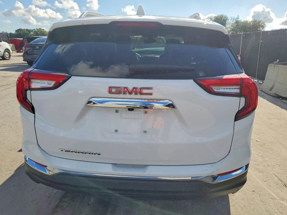 2024 GMC TERRAIN SLT 6