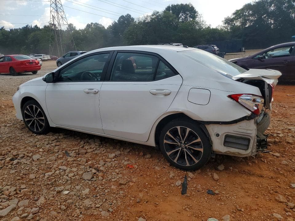 2017 TOYOTA COROLLA SE 2