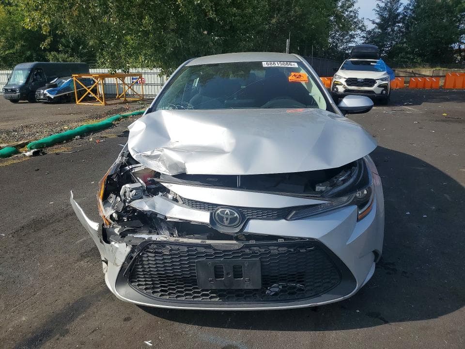 2022 TOYOTA COROLLA LE 5