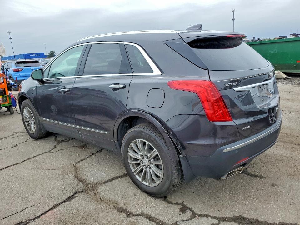 2017 CADILLAC XT5 LUXURY 2