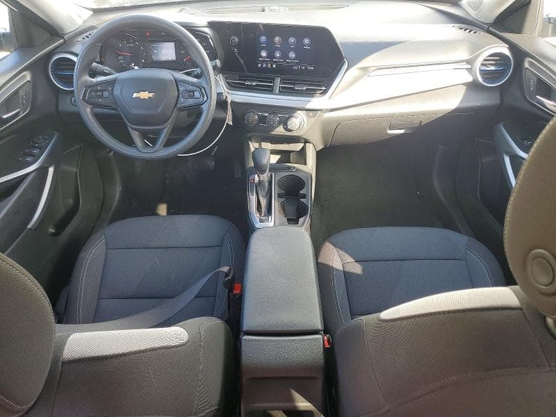 2024 CHEVROLET TRAX LS 8