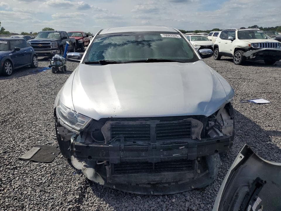 2018 FORD TAURUS LIMITED 5