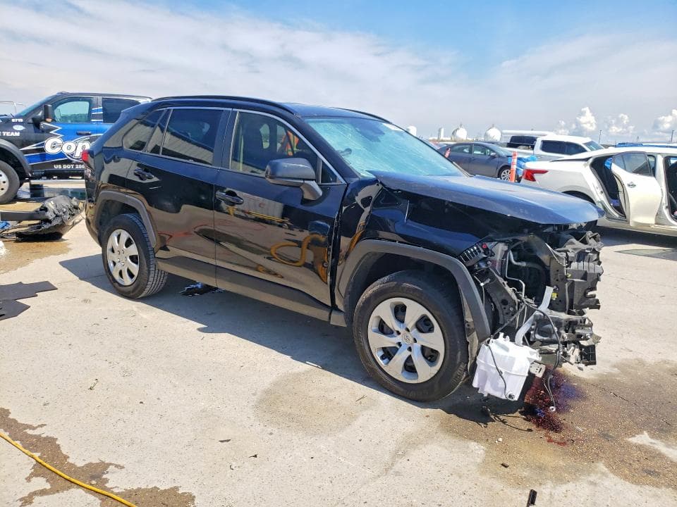 2019 TOYOTA RAV4 LE 4
