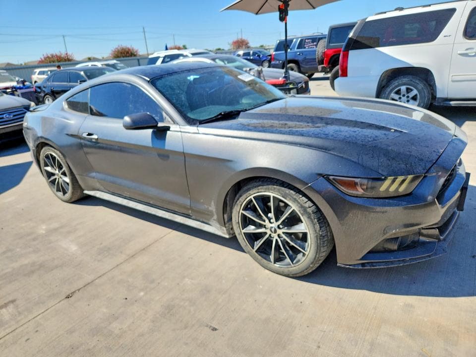 2017 FORD MUSTANG 4