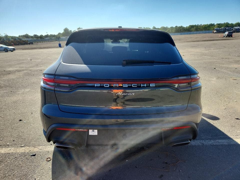 2022 PORSCHE MACAN 6