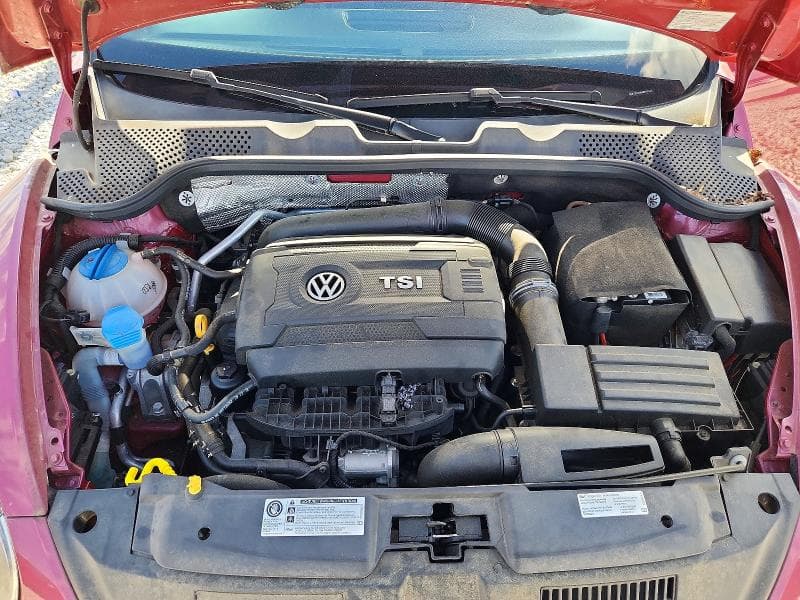 2017 VOLKSWAGEN BEETLE S/SE 11