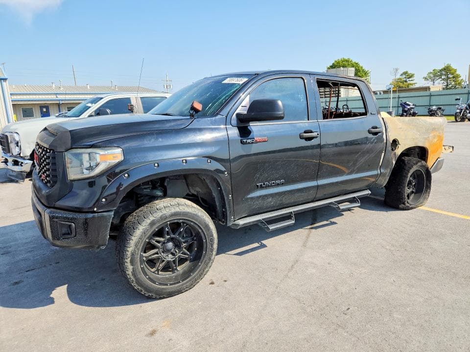 2018 TOYOTA TUNDRA CREWMAX SR5 - 1